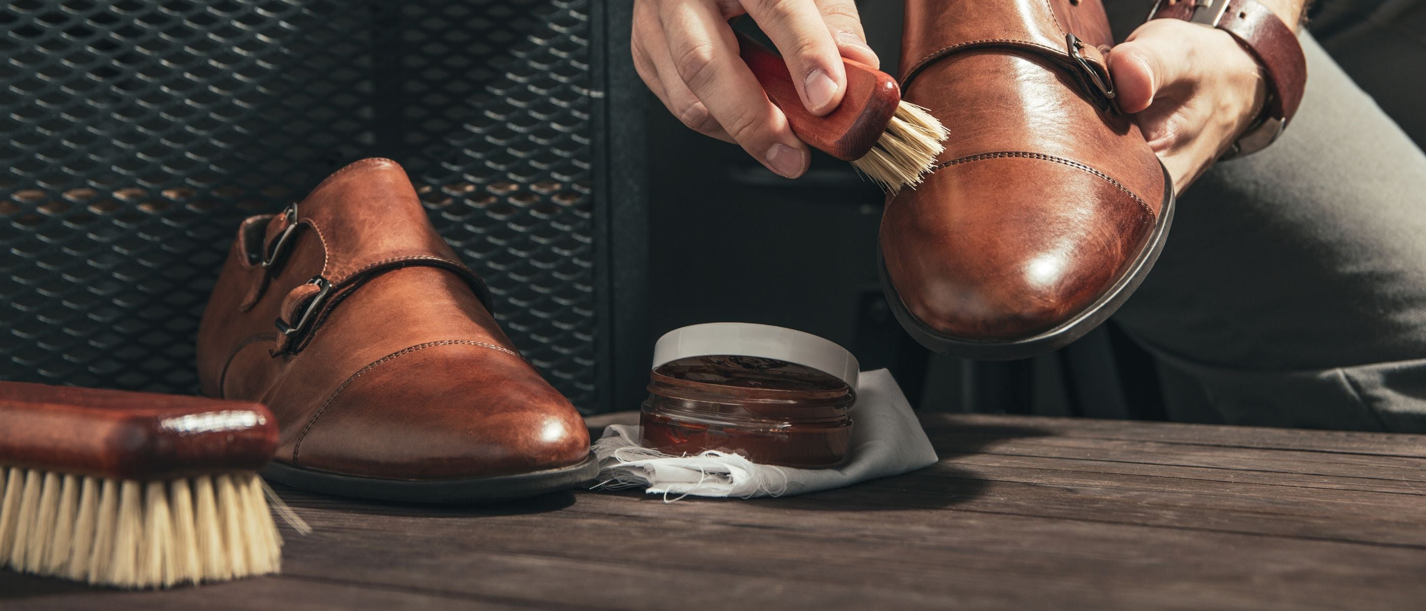 Polishing Leather Shoes - A Step-by-Step Guide Polishing Leather Shoes - A Step-by-Step Guide