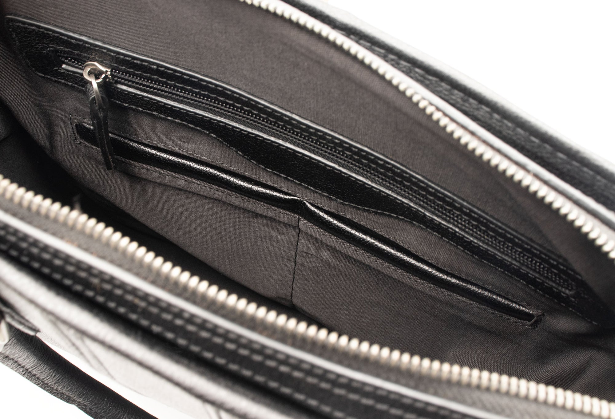 Envigado Black Leather Messenger Bag