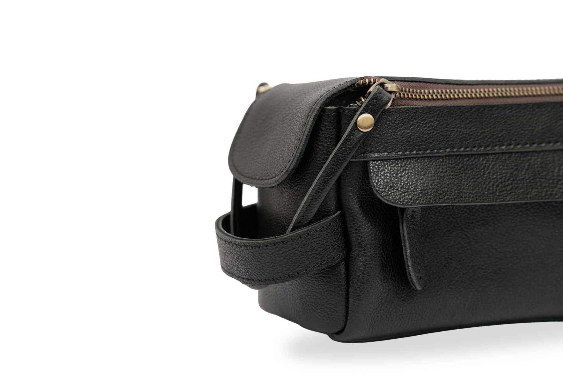 Esterla Black Leather Toiletry Bag