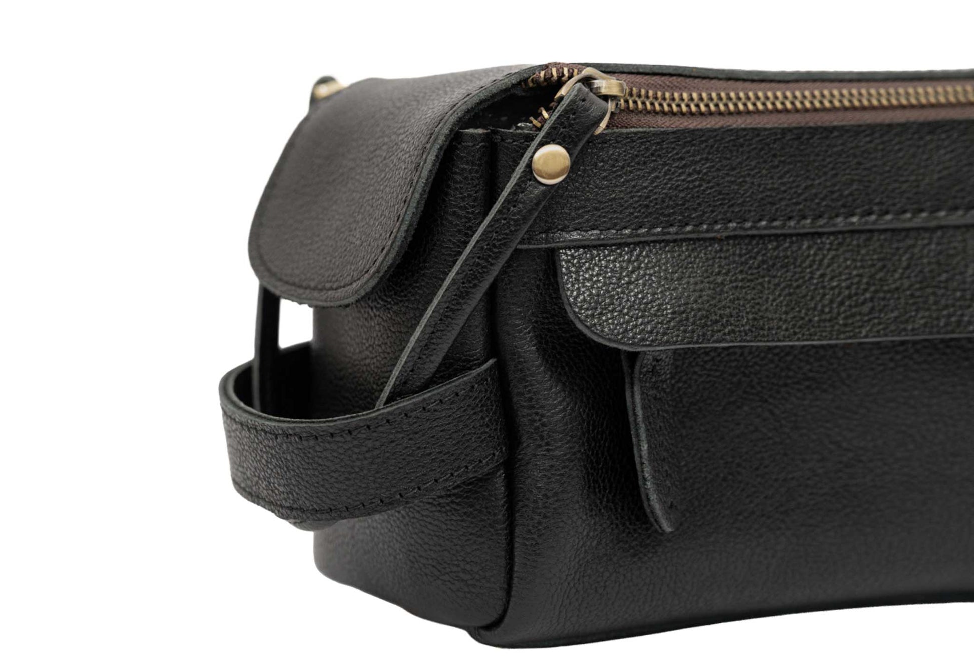 Esterla Black Leather Toiletry Bag