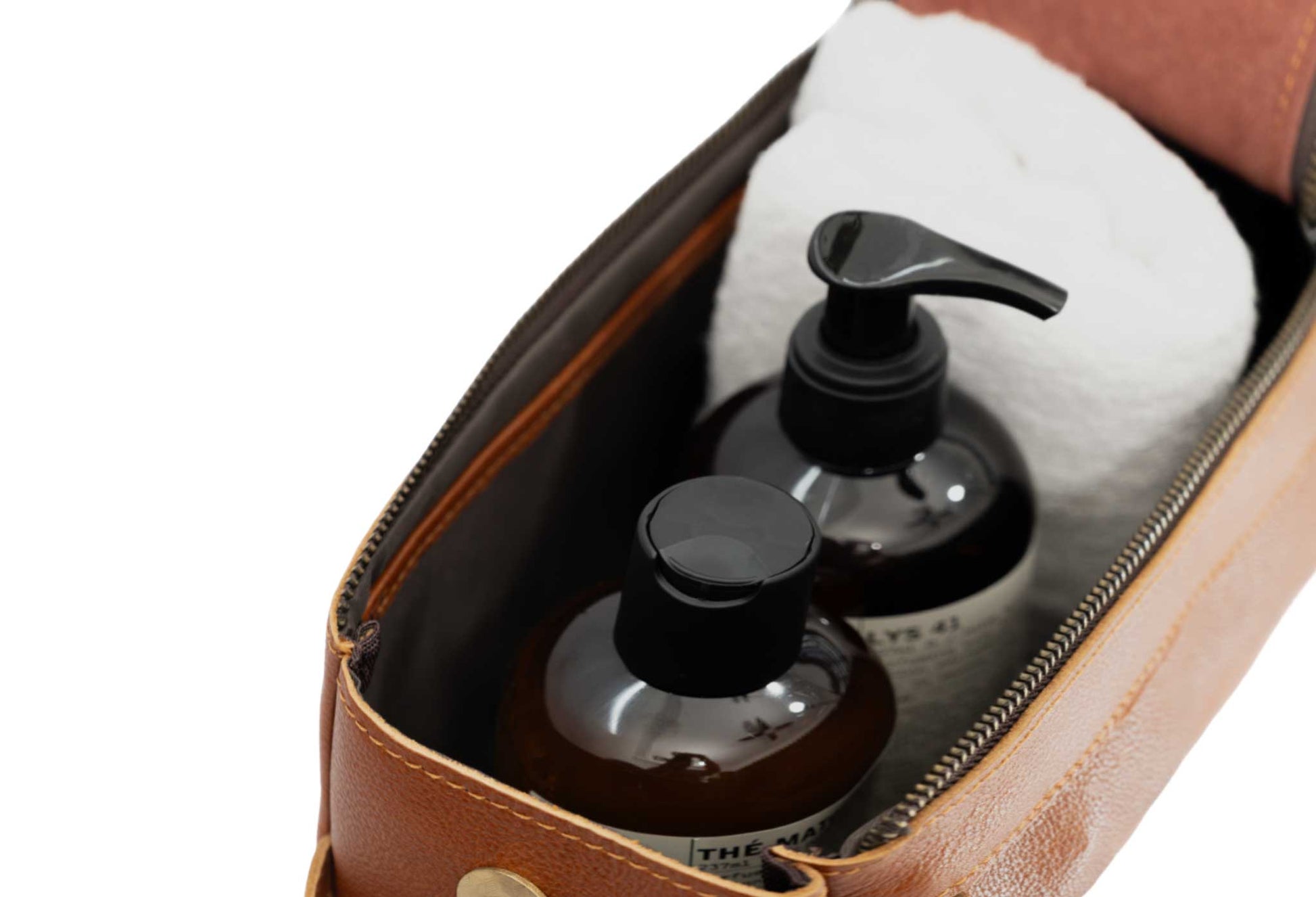 Esterla Chestnut Leather Toiletry Bag