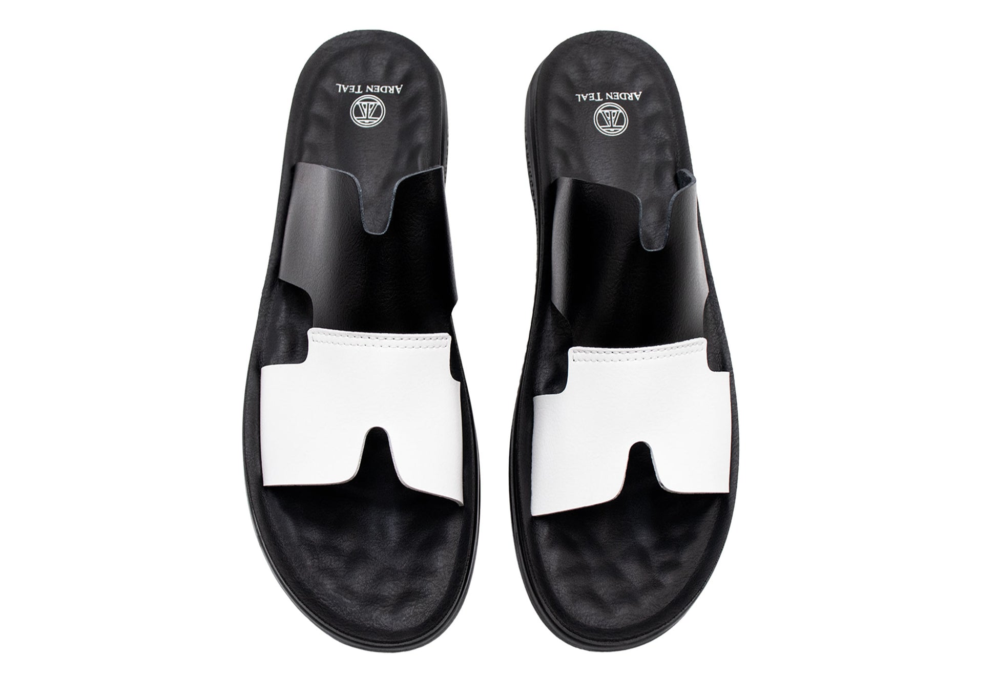 Chajari White Black Sandals