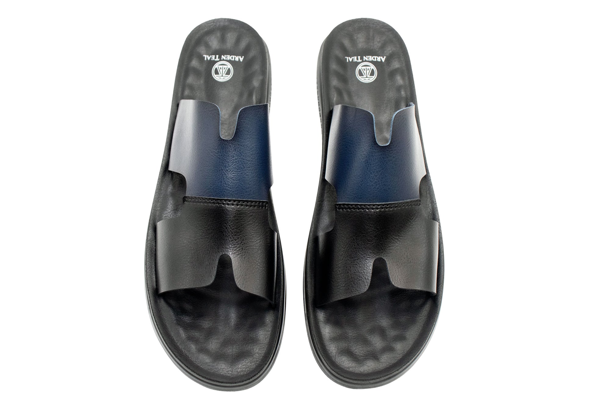 Chajari Navy Black Sandals