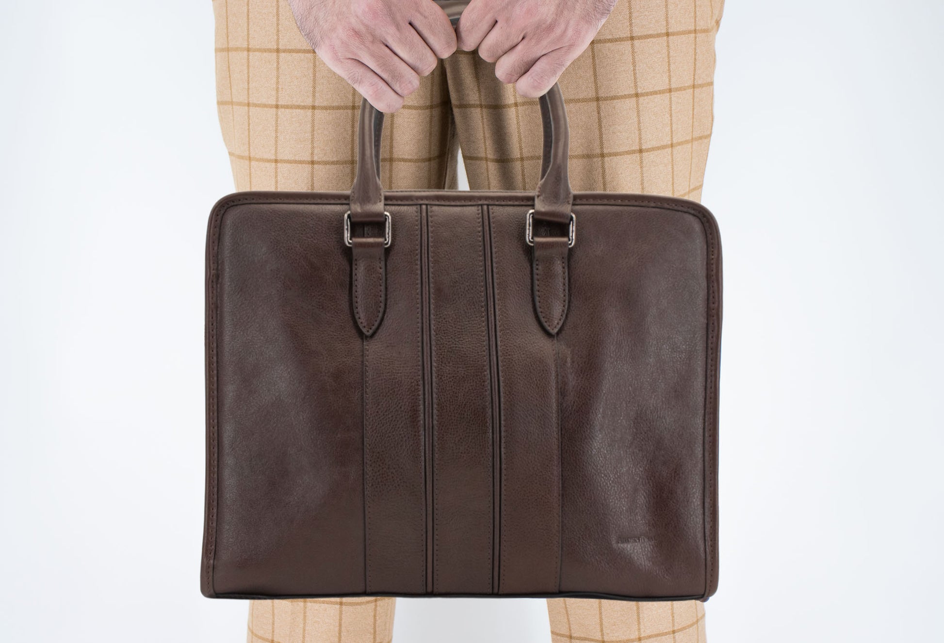 Envigado Walnut Leather Compact Messenger Bag